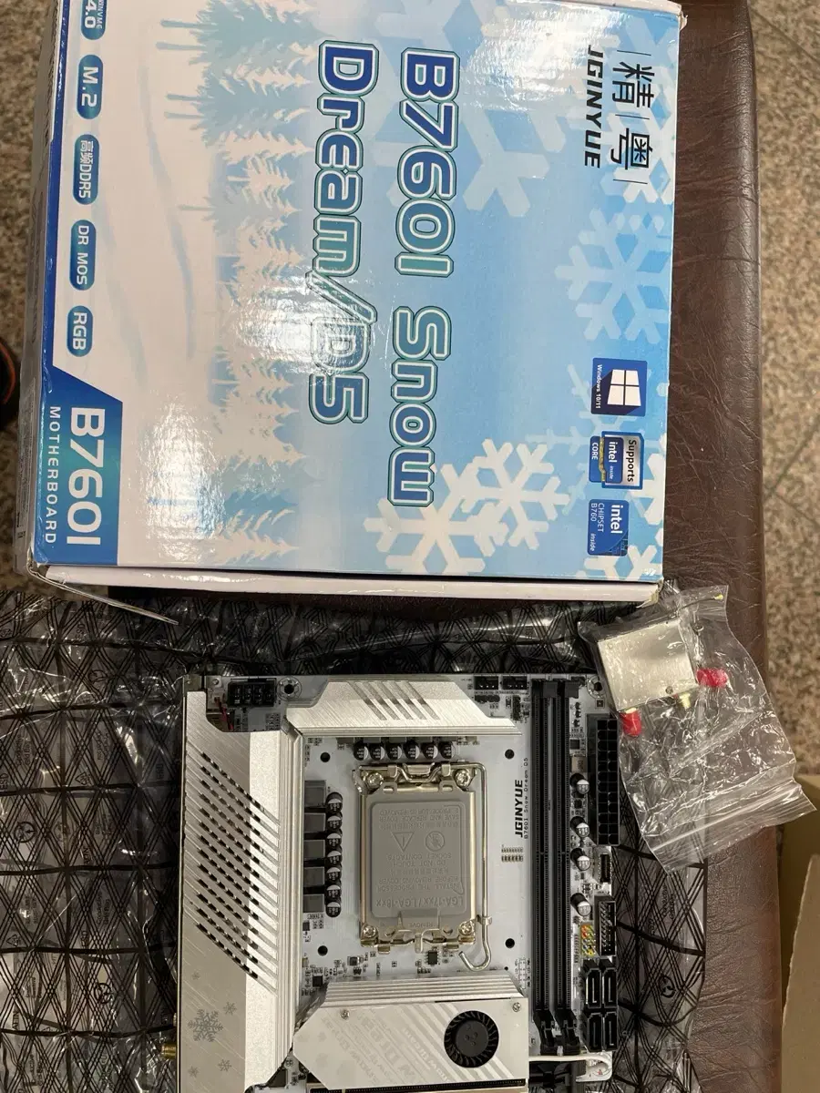 JGINYUE B760I Snow Dream /D5 新品未開封 JGINYUE B760I Snow Dream D5 motherboard - Intel LGA1700